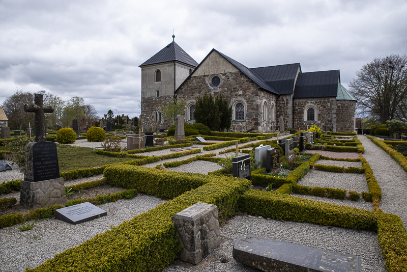 Östraby kyrka